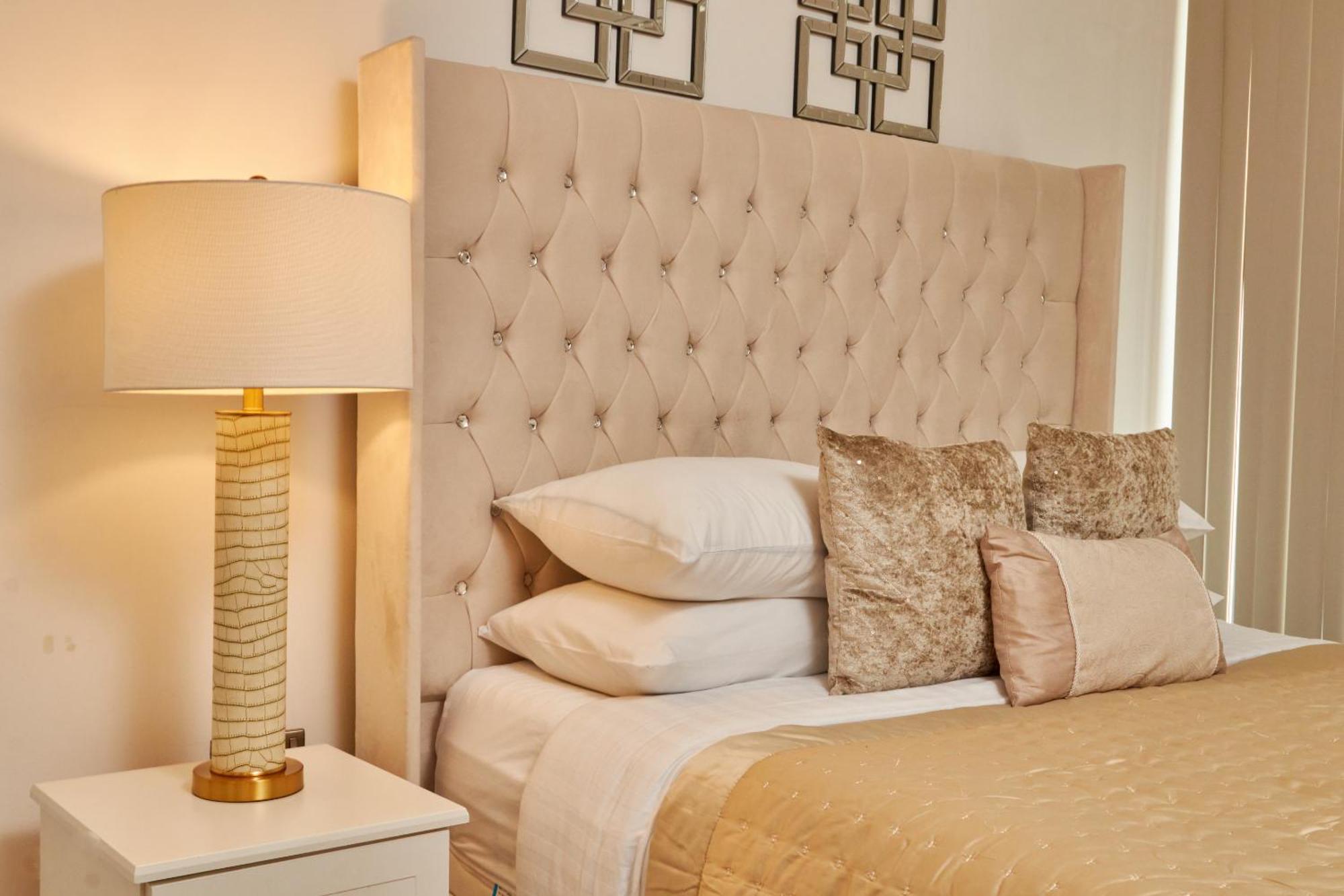 Central Leeds Dock Apt&Free Secure Parking! 외부 사진