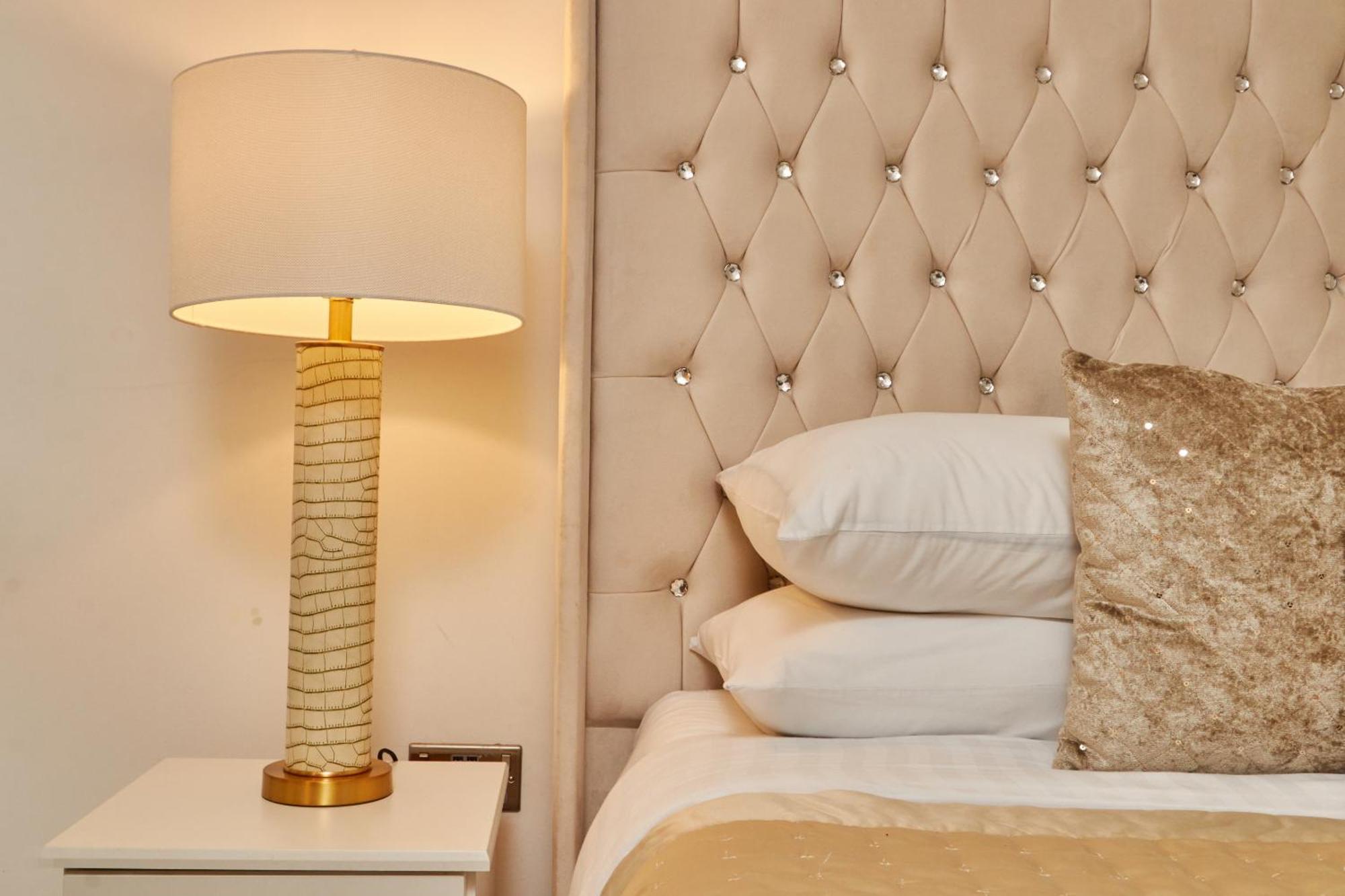 Central Leeds Dock Apt&Free Secure Parking! 외부 사진
